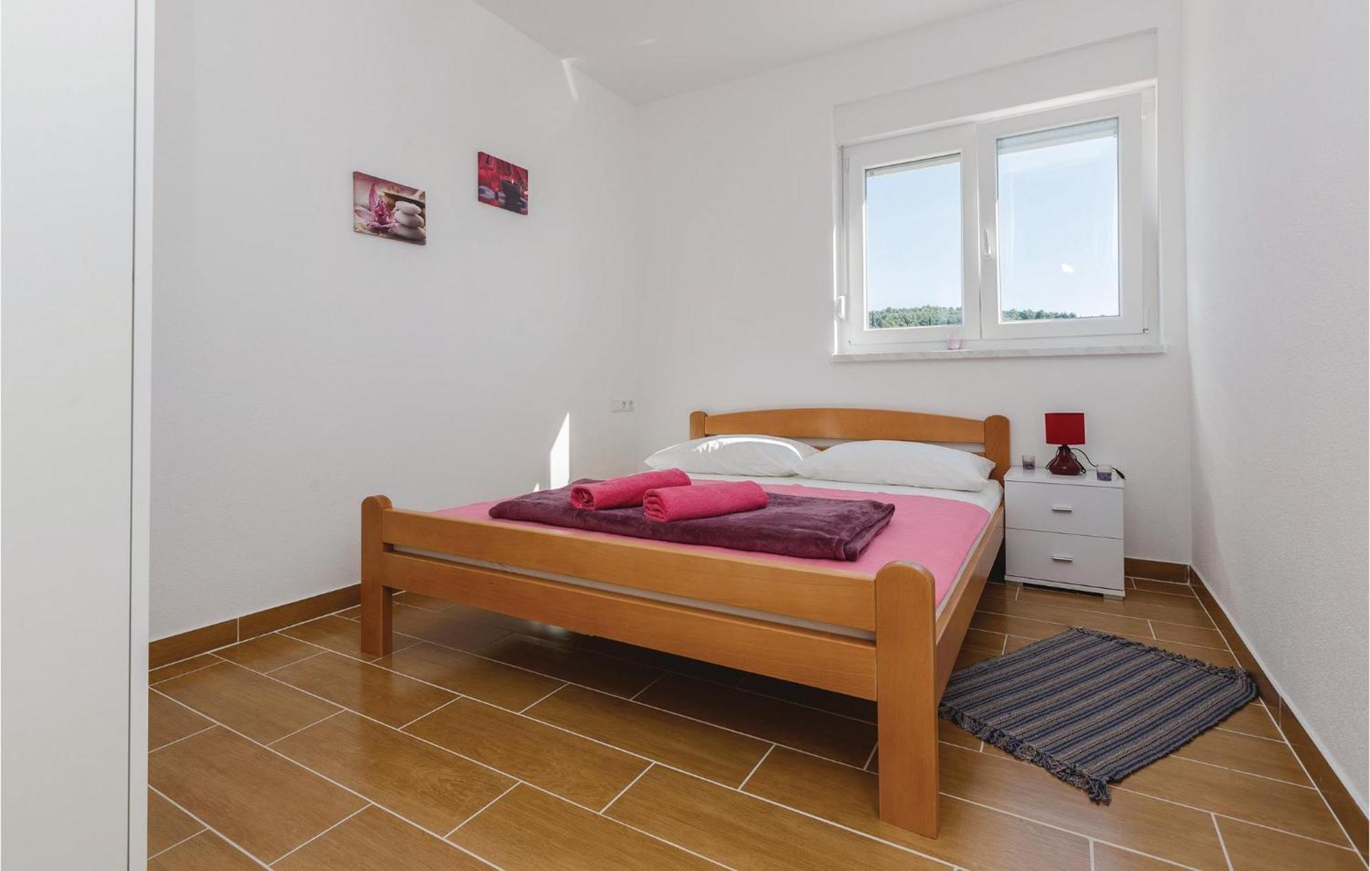 Amazing Apartment In Saldun With Wifi Trogir Dış mekan fotoğraf