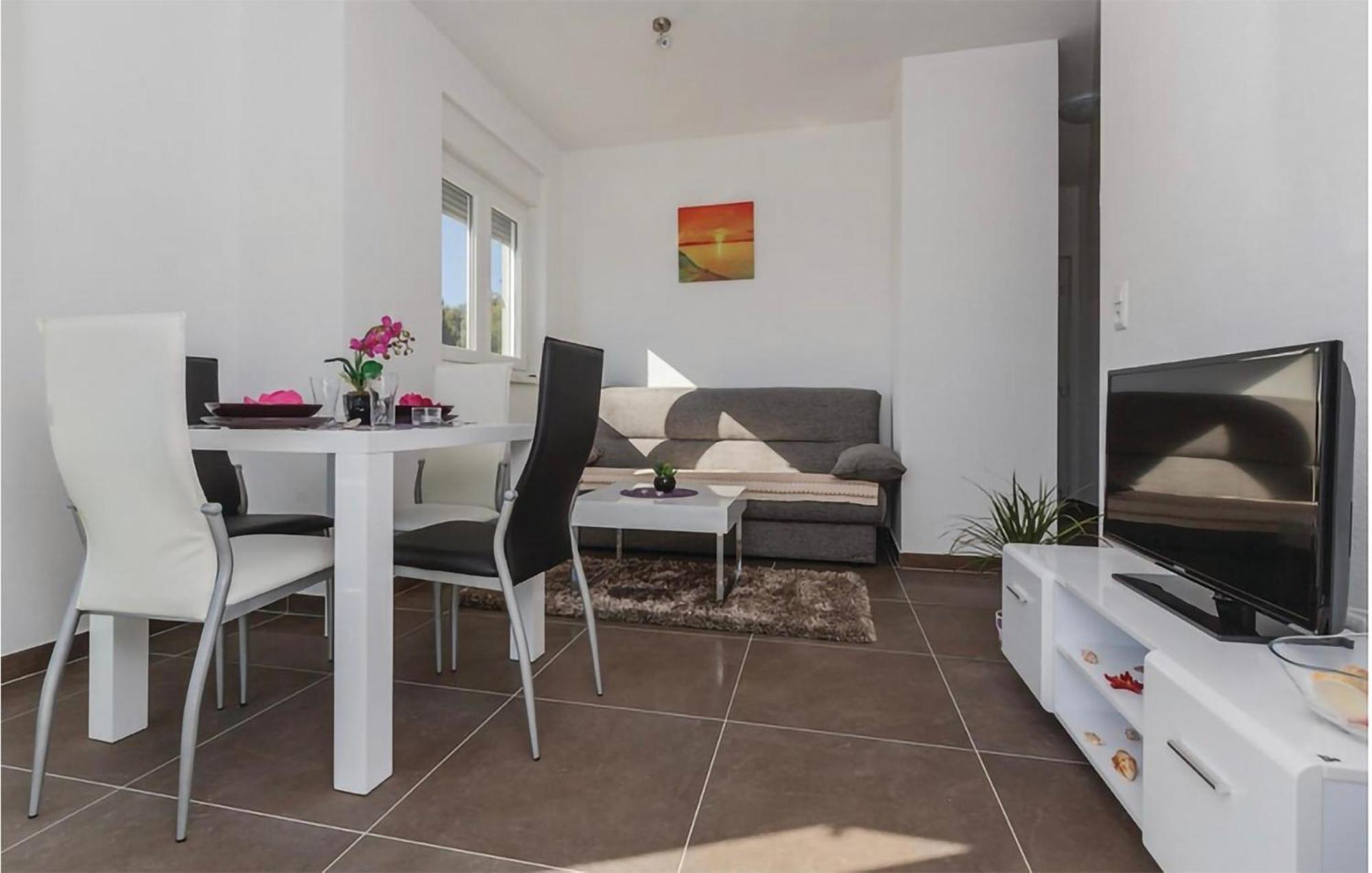 Amazing Apartment In Saldun With Wifi Trogir Dış mekan fotoğraf